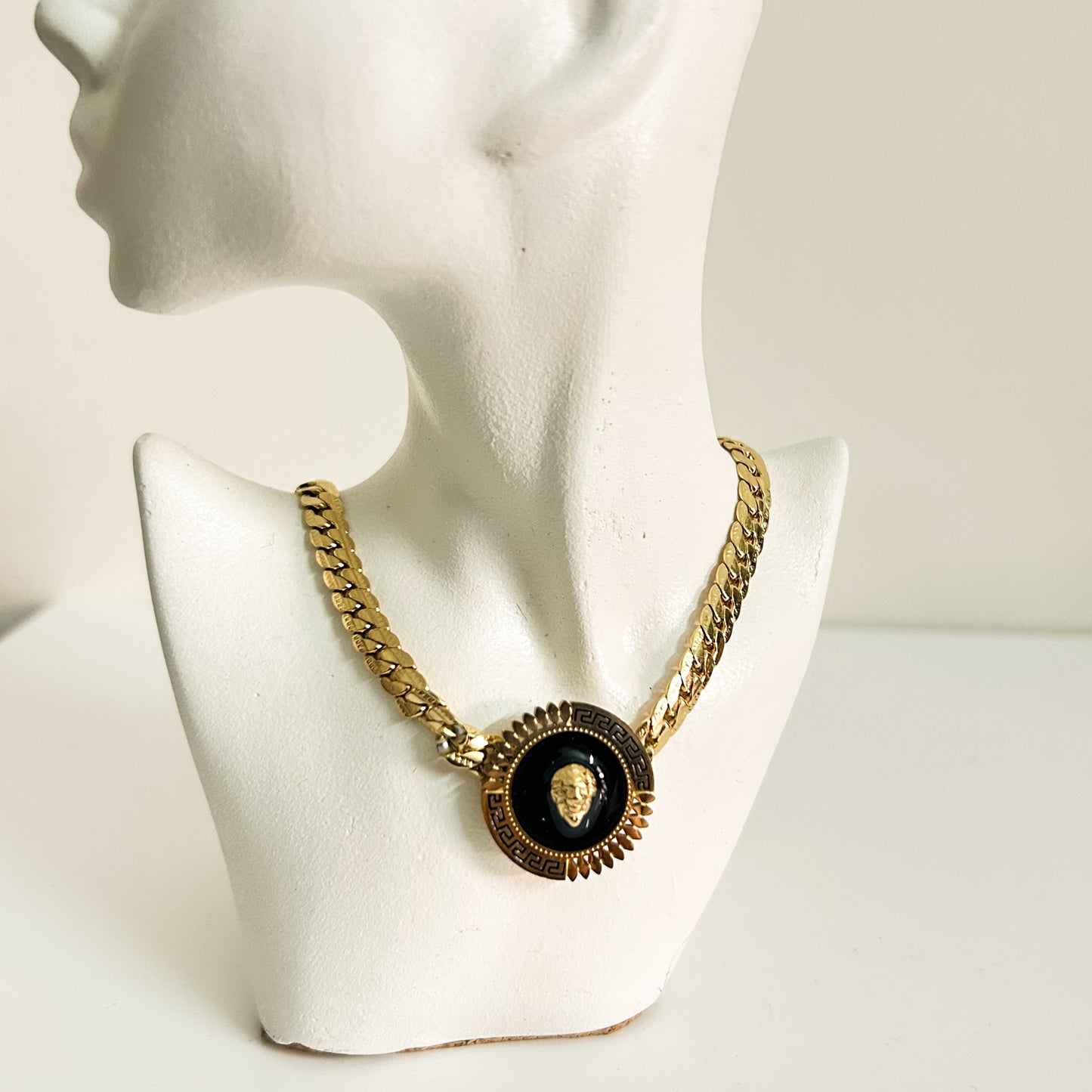 Calla Necklace