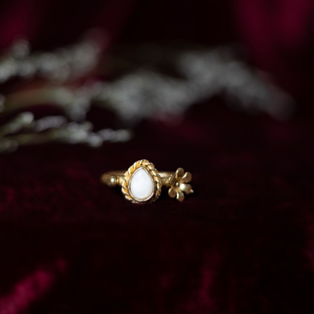 Aphrodite Pearl Flower Ring Ivelle