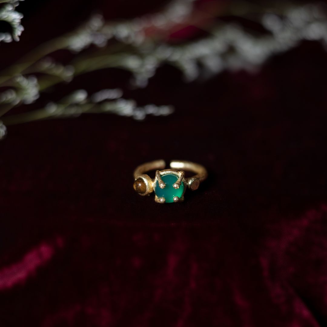 Esmeralda Ring Brass with 18K Gold Plating